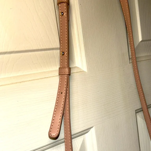 Samara Medium Shoulder Bag in Peony - Picture 6 of 11